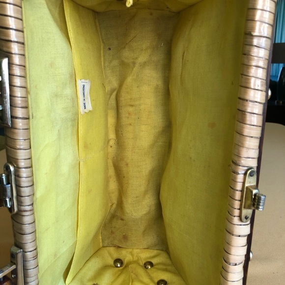 Vintage Wicker Purse - Picture 6 of 10